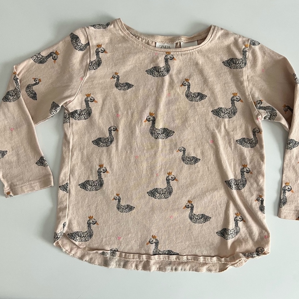 ZARA Swann print long sleeve tee - Picture 4 of 4